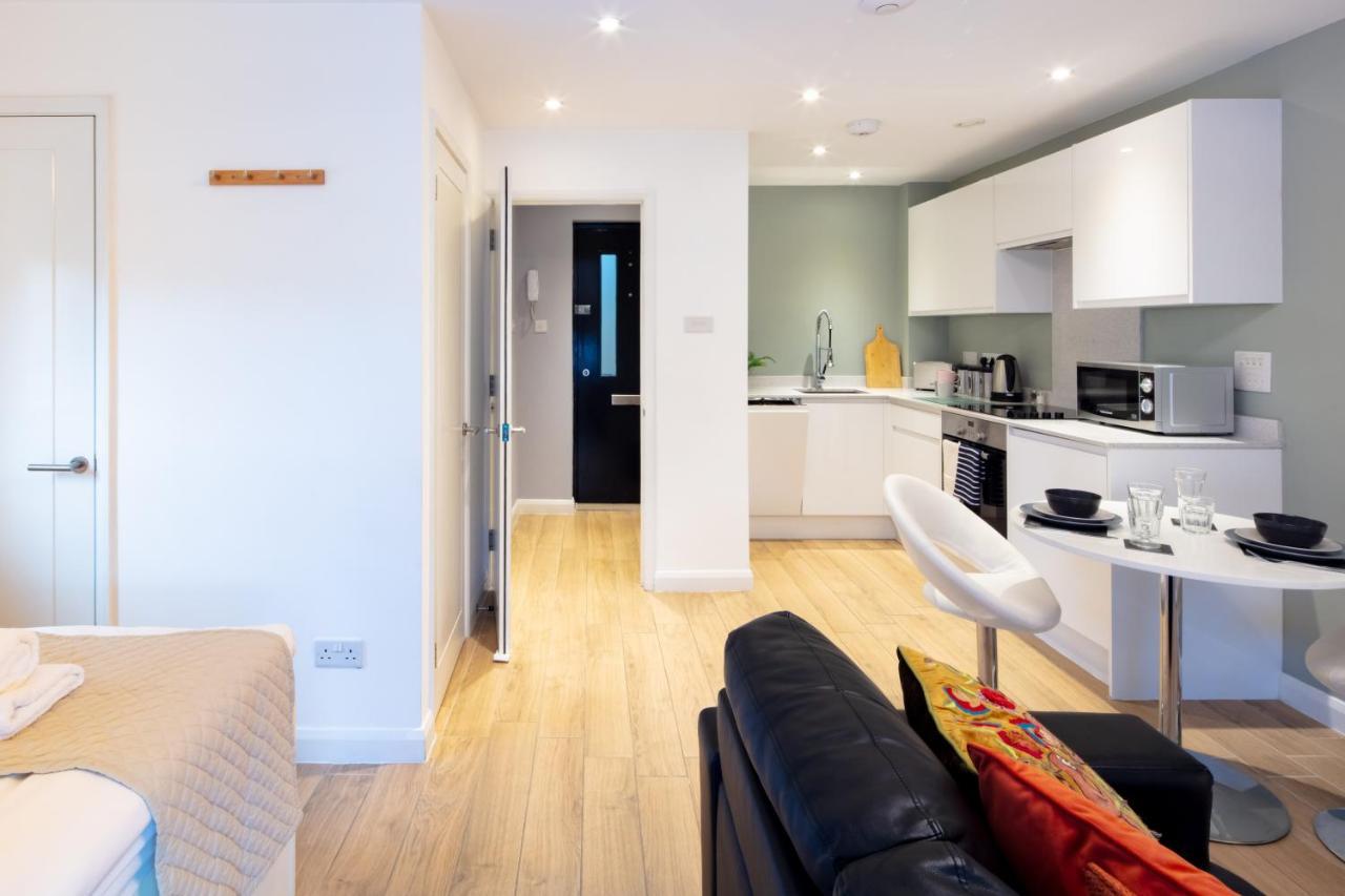 Alison Court Apartment Bristol Exterior photo